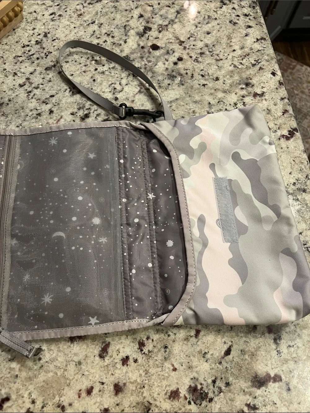 Twelvelittle wristlet baby